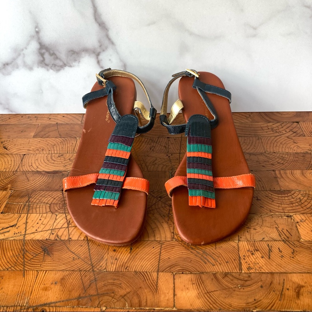 Matt Bernson Tiered Fringe T-strap sSandals 9